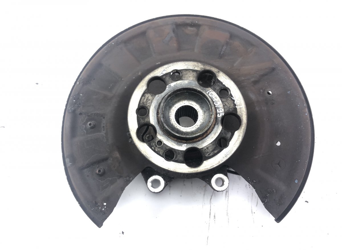 Mercedes-Benz A (W176) Wheel bearing housing rear right