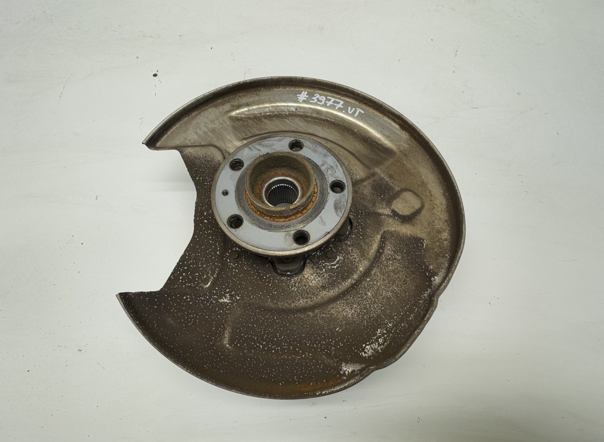 Volvo XC90 Wheel bearing housing rear left 31658319 Wheel bearing housing rear left VOLVO ...