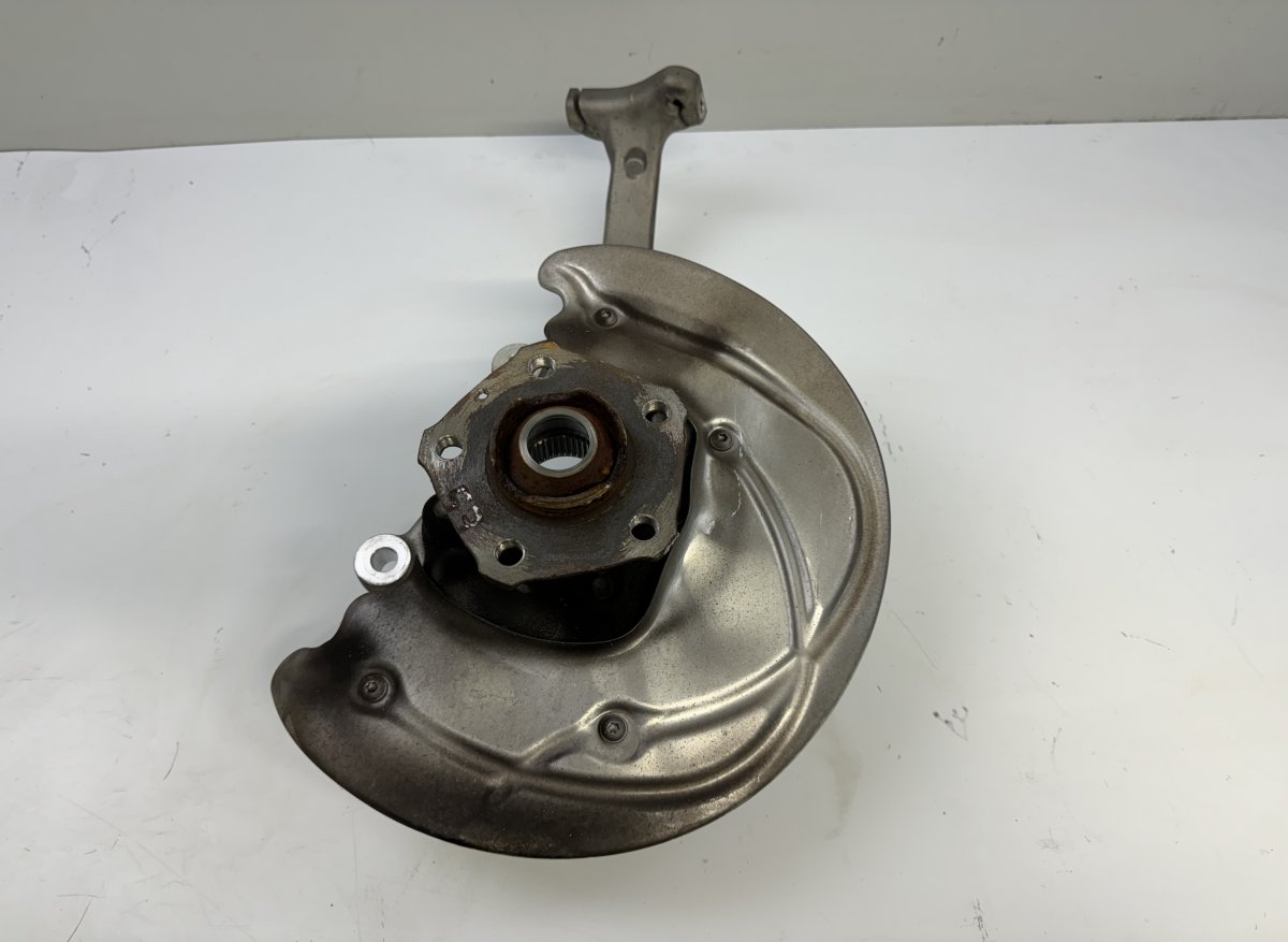 Audi A4 (B8) Wheel bearing housing front right 8W0407560 Wheel bearing housing front right AUD...
