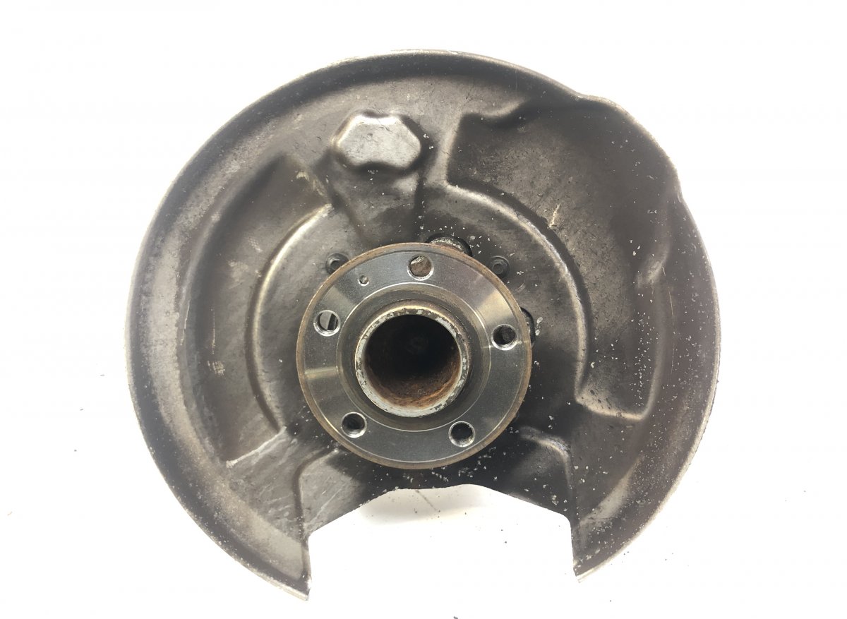 Volvo S60 Wheel bearing housing rear left 31476231 Wheel bearing housing rear left VOLVO ...