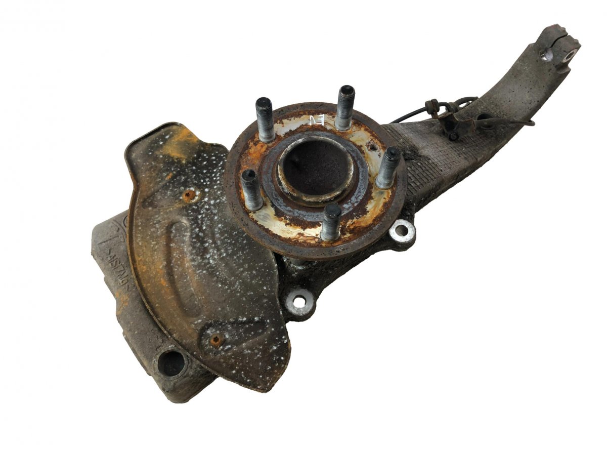 Tesla Model S Wheel bearing housing front left 104305200A Wheel bearing housing front left TES...