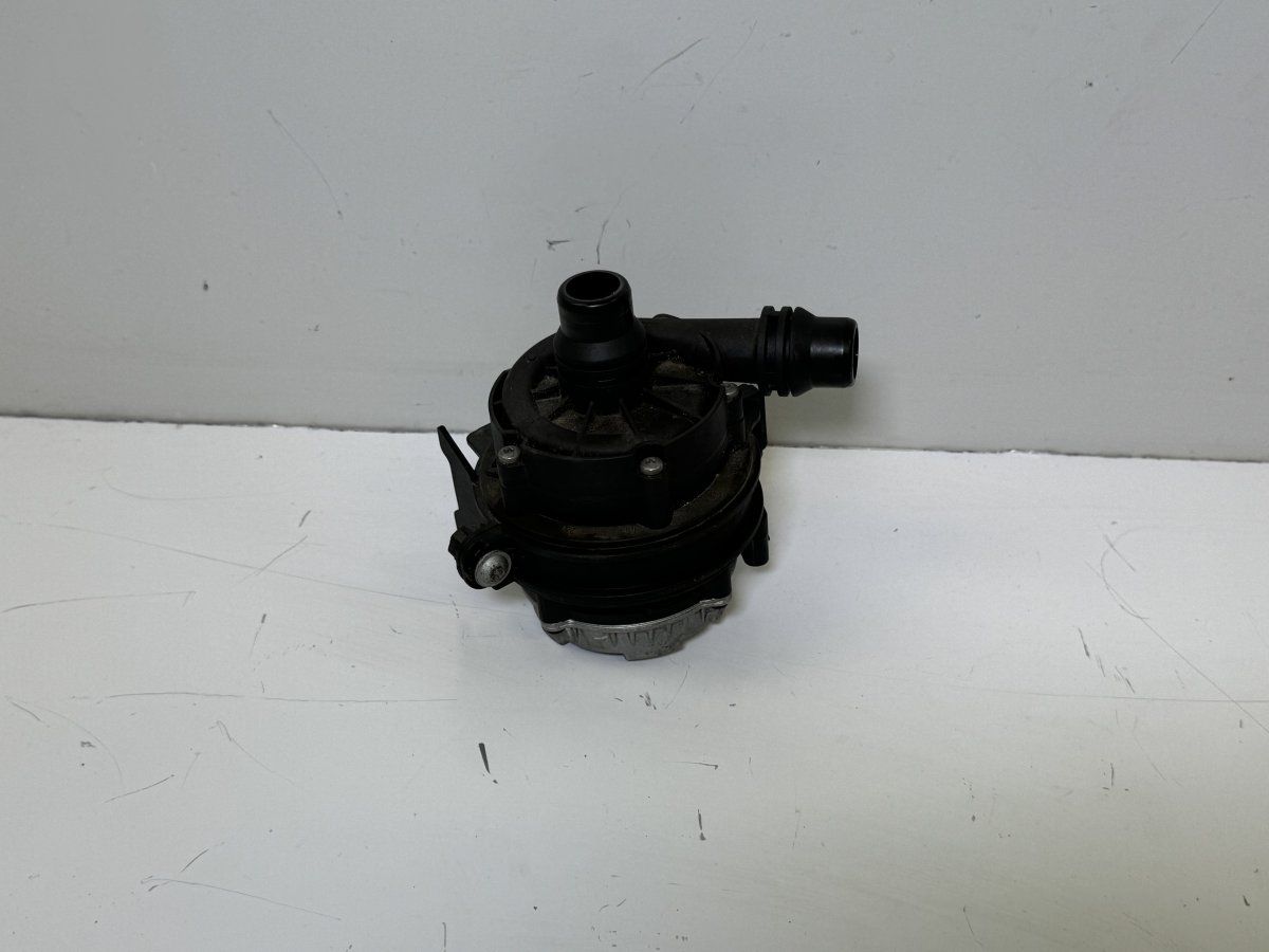 0392024062 Water Pump BMW 3 (F30, F31, F34, F80) (2011-2019)
