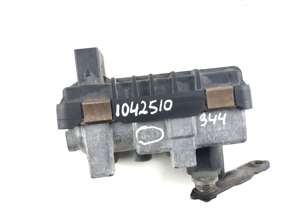 Mercedes-Benz GLK (X204) Turbocharger control valve / actuator G219 G277 G013 G001 G-219 G-277 G-013 G-001 Tur...