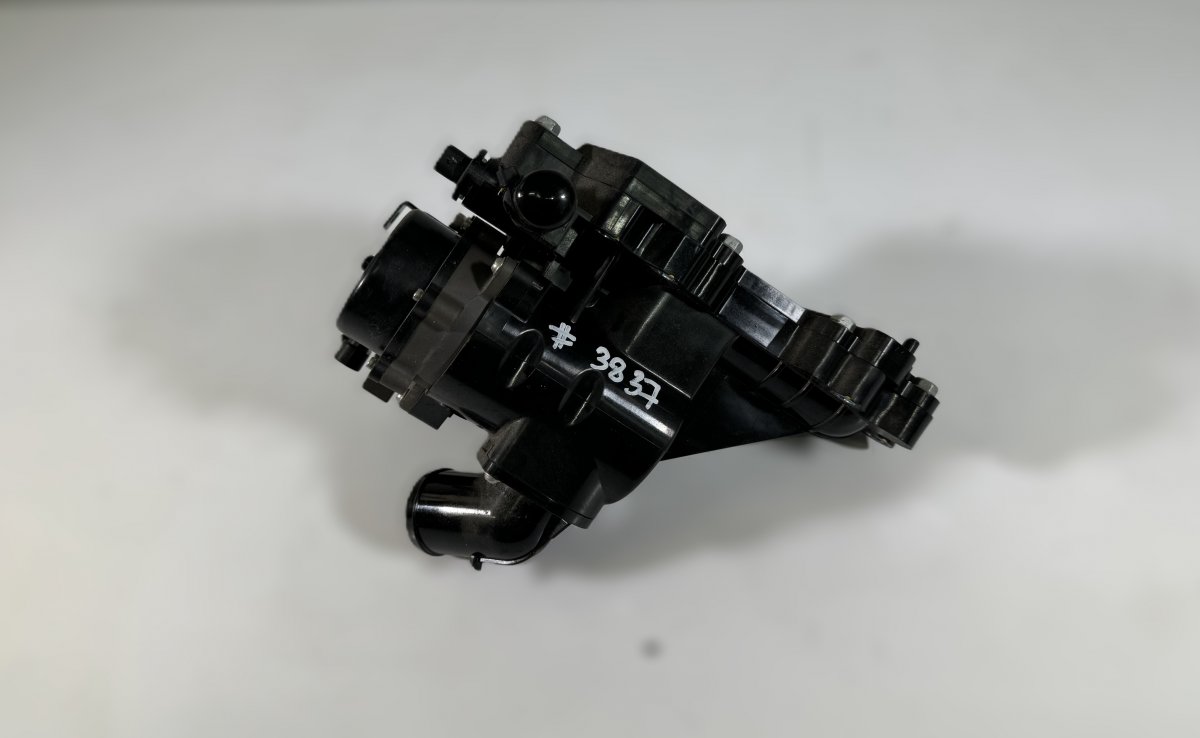 Hyundai Nexo termostaat 25860M5011 25860-M5000 25860M5000 Thermostat HY...