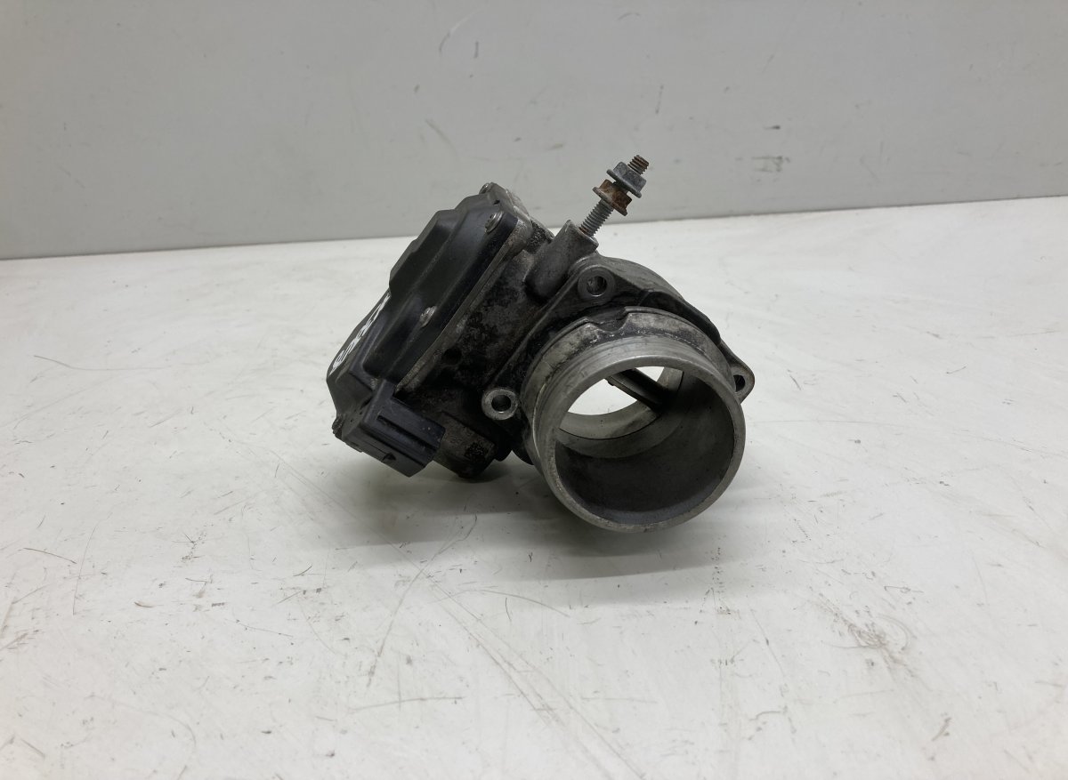 Jeep Grand Cherokee (WK) Throttle body 68147613AA Throttle body JEEP GRAND CHEROKEE IV...