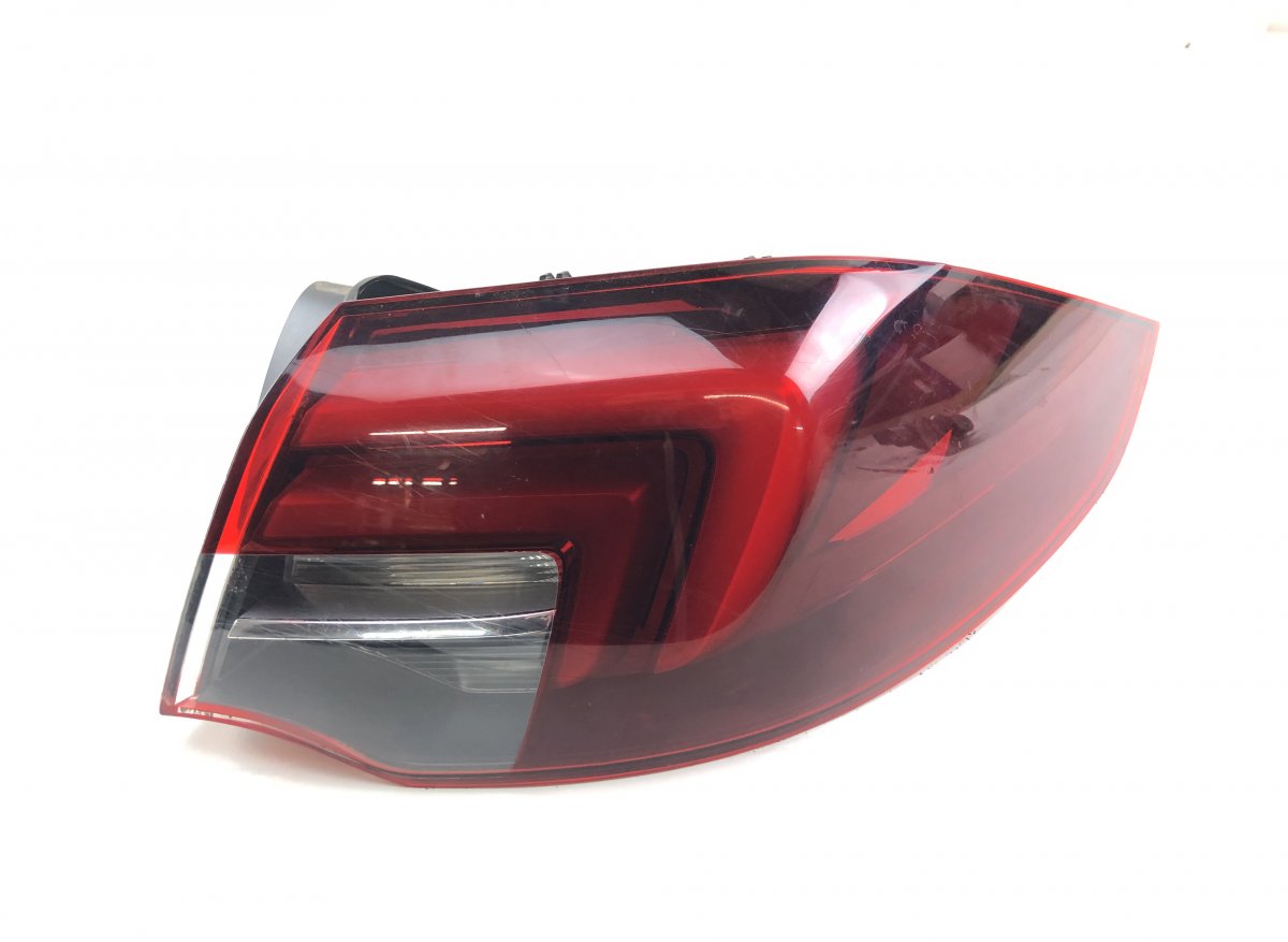 Opel Insignia (B) Tail light, right YR00147880 Tail light, right OPEL INSIGNIA B (Z...