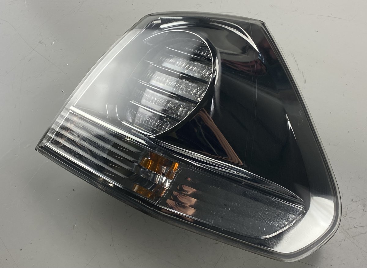 Lexus RX Tail light, right Tail light, right LEXUS RX II (XU30) (2003-2008...