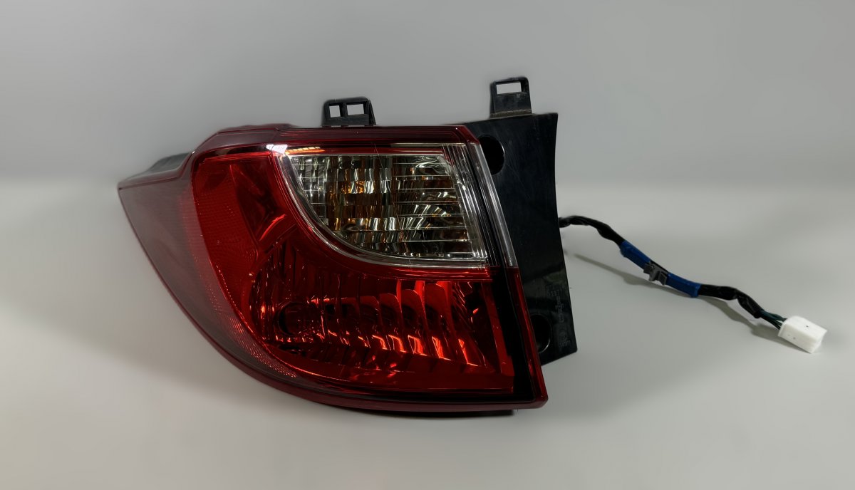Mazda 5 (CW) tail light left C51351160D Tail light left MAZDA 5 (CW) (2010-2...