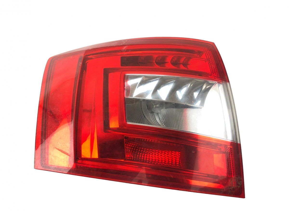 5E9945111A Tail light left SKODA OCTAVIA III (5E) (2012-2019)