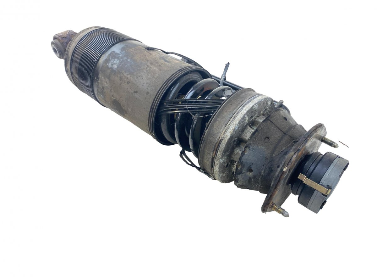 Mercedes-Benz A (W168) Shock Absorber Rear Right A2303200513 Shock Absorber Rear Right MERCEDES-...