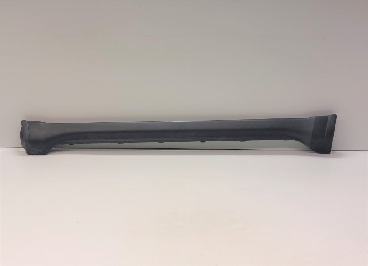 Jeep Grand Cherokee (WK) vasen sivuhelma 1GV69RXFAE 1GV69TRMMAE Side Skirt Left JEEP GRA...