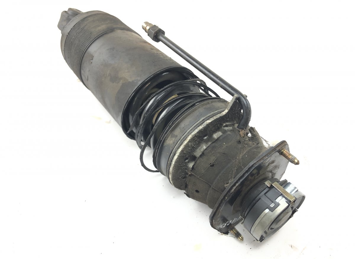 Mercedes-Benz A (W168) Shock Absorber Rear Right A2303200513 Shock Absorber Rear Right MERCEDES-...