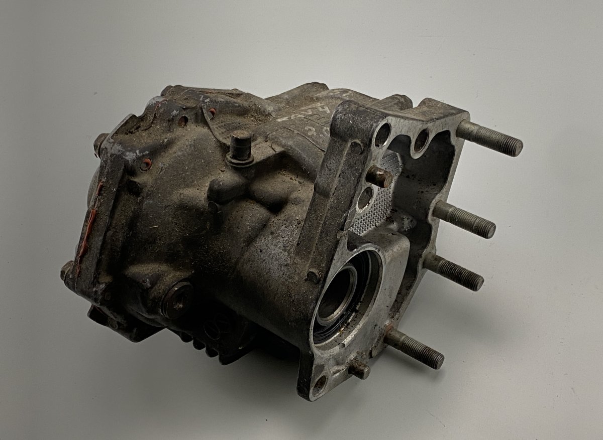 Toyota RAV4 (XA30) Transfer box W822W214 W82-2W214 Transfer Box TOYOTA RAV 4 II...