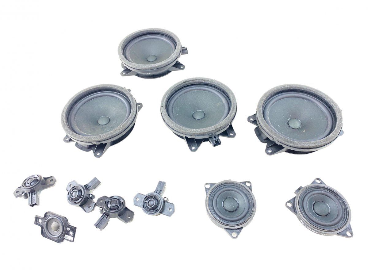 31350425 31350426 Set of loudspeakers VOLVO V60 II / S60 III (224, 225, 227) (2018-)