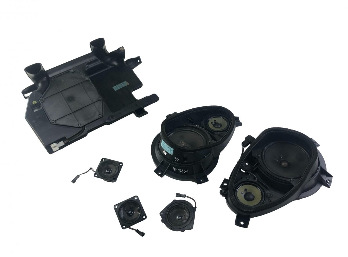 Mercedes-Benz A (W168) Set of loudspeakers A2308201902 Set of loudspeakers MERCEDES-BENZ S...