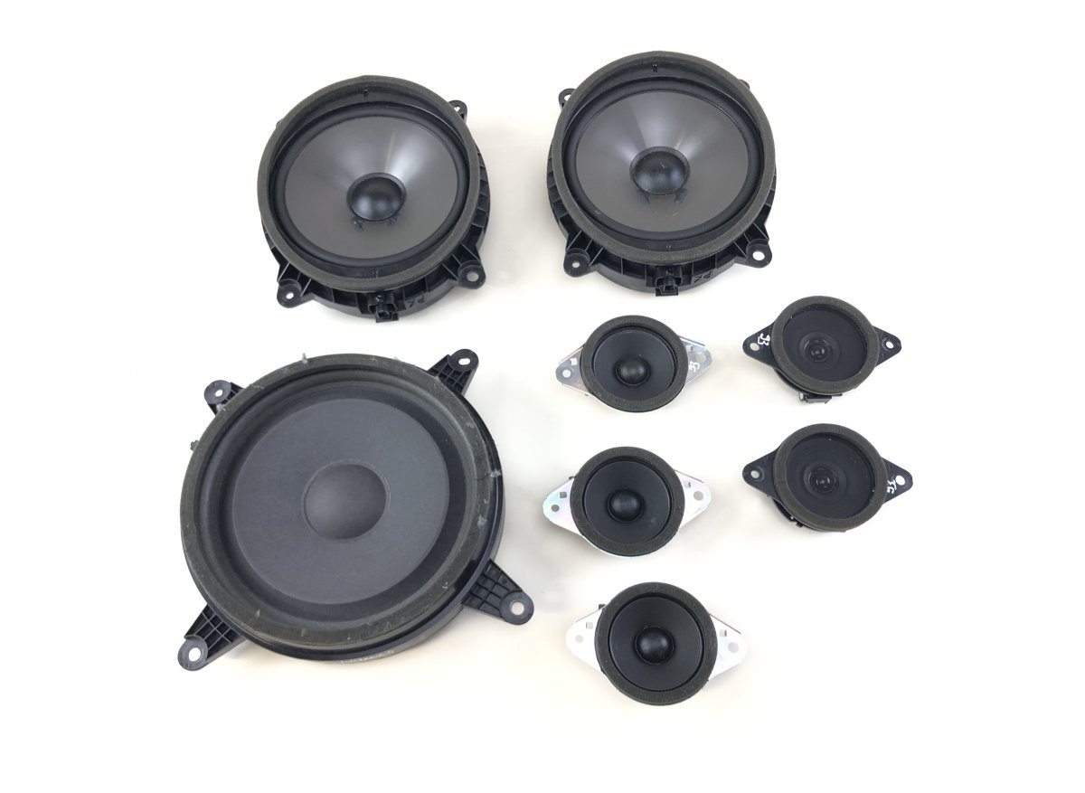 Lexus ES Set of loudspeakers 8615033070 Set of loudspeakers LEXUS ES VII (20...
