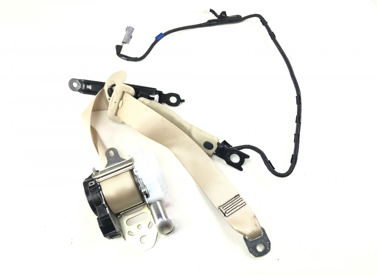 Lexus GS Seat Belt Front Right 7321030F30A0 Seat Belt Front Right LEXUS GS IV ...