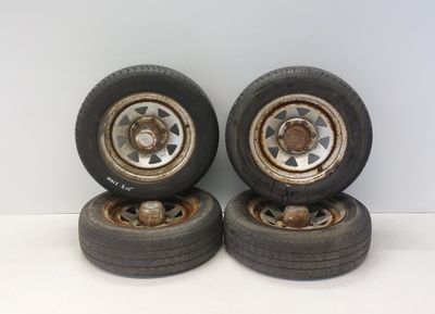 Felgensatz mit Reifen 4 Stück TOYOTA HIACE IV (H100) (1989-1995)