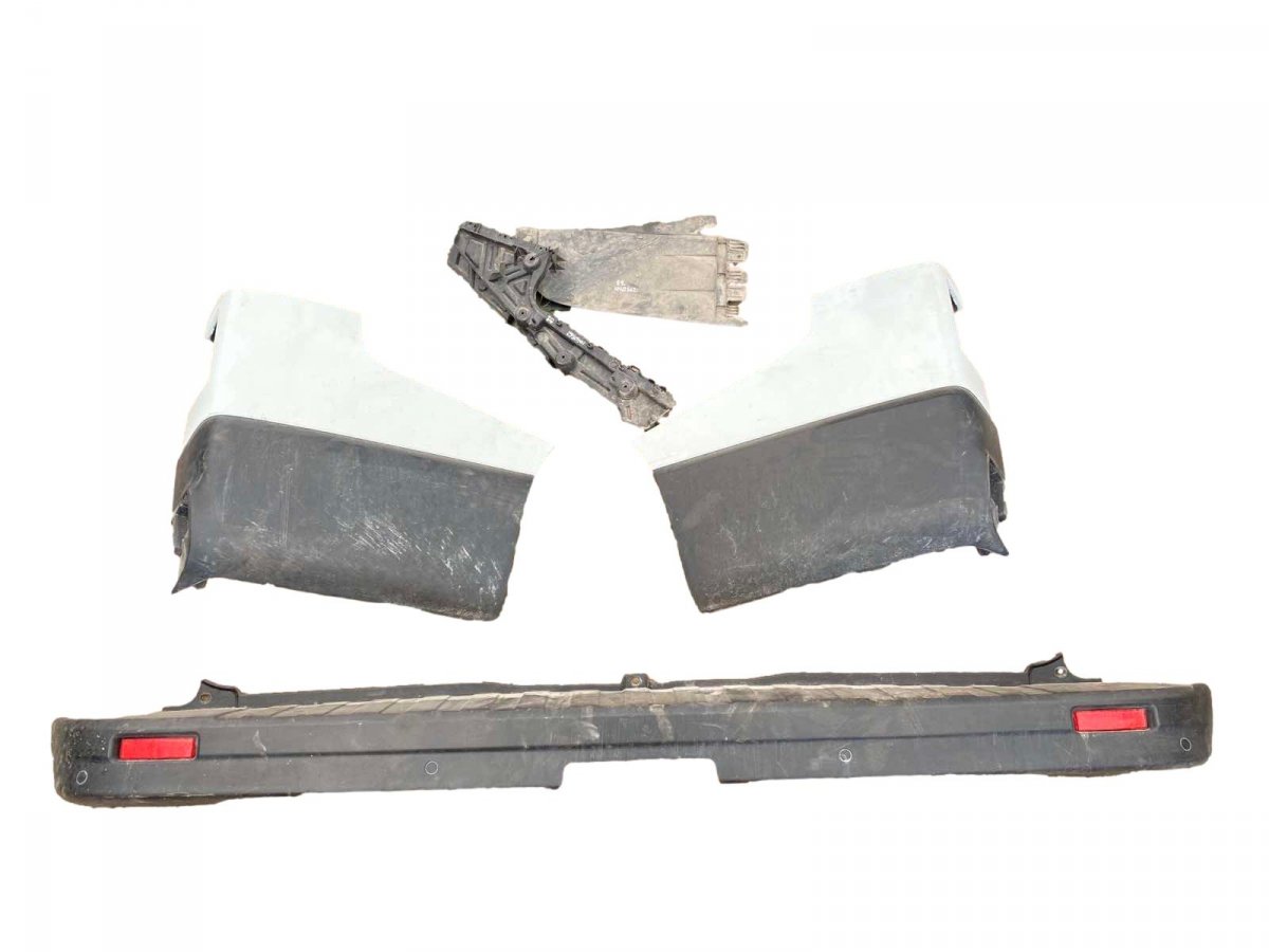 Renault Trafic rear bumper 850170768R Rear bumper RENAULT TRAFIC III (JG, ...