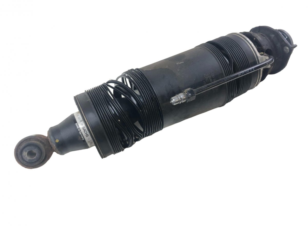 Mercedes-Benz A (W168) Shock Absorber Rear Right A2303200513 Shock Absorber Rear Right MERCEDES-...