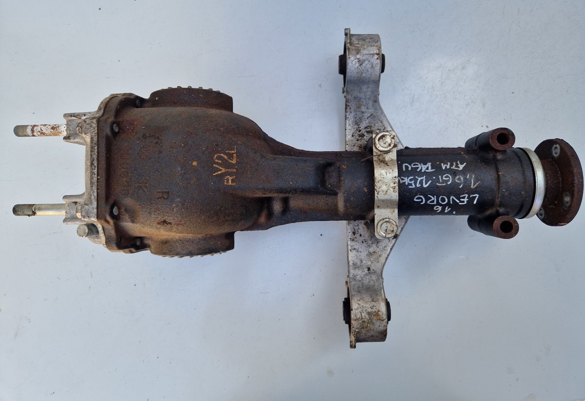 Subaru Levorg Rear axle differential 975944Y2 38300AC330 Y/VA1RBV Rear axle differen...