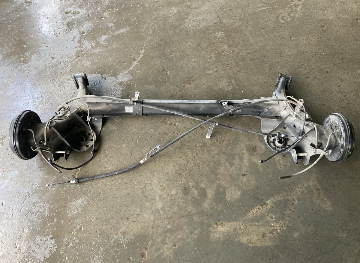 Hyundai i20 Балка заднего моста 55100C8000 Rear axle Beam HYUNDAI i20 II (GB) (...