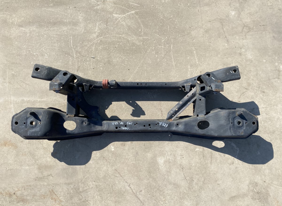 Volvo V40 Tagasilla ristitala 31406223 Rear axle Beam VOLVO V40 (2012-2019)

...