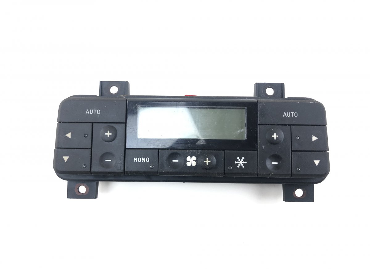 Maserati Quattroporte Rear AC heater control panel 221238 Rear AC heater control panel MASERATI QU...