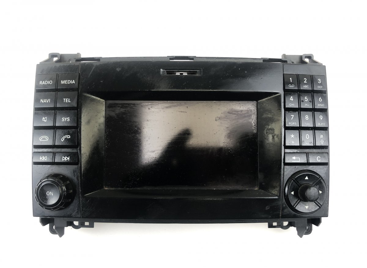 Mercedes-Benz V / Vito / EQV (W447) Radio A4479009005 Radio MERCEDES-BENZ VITO / V-CLASS ...