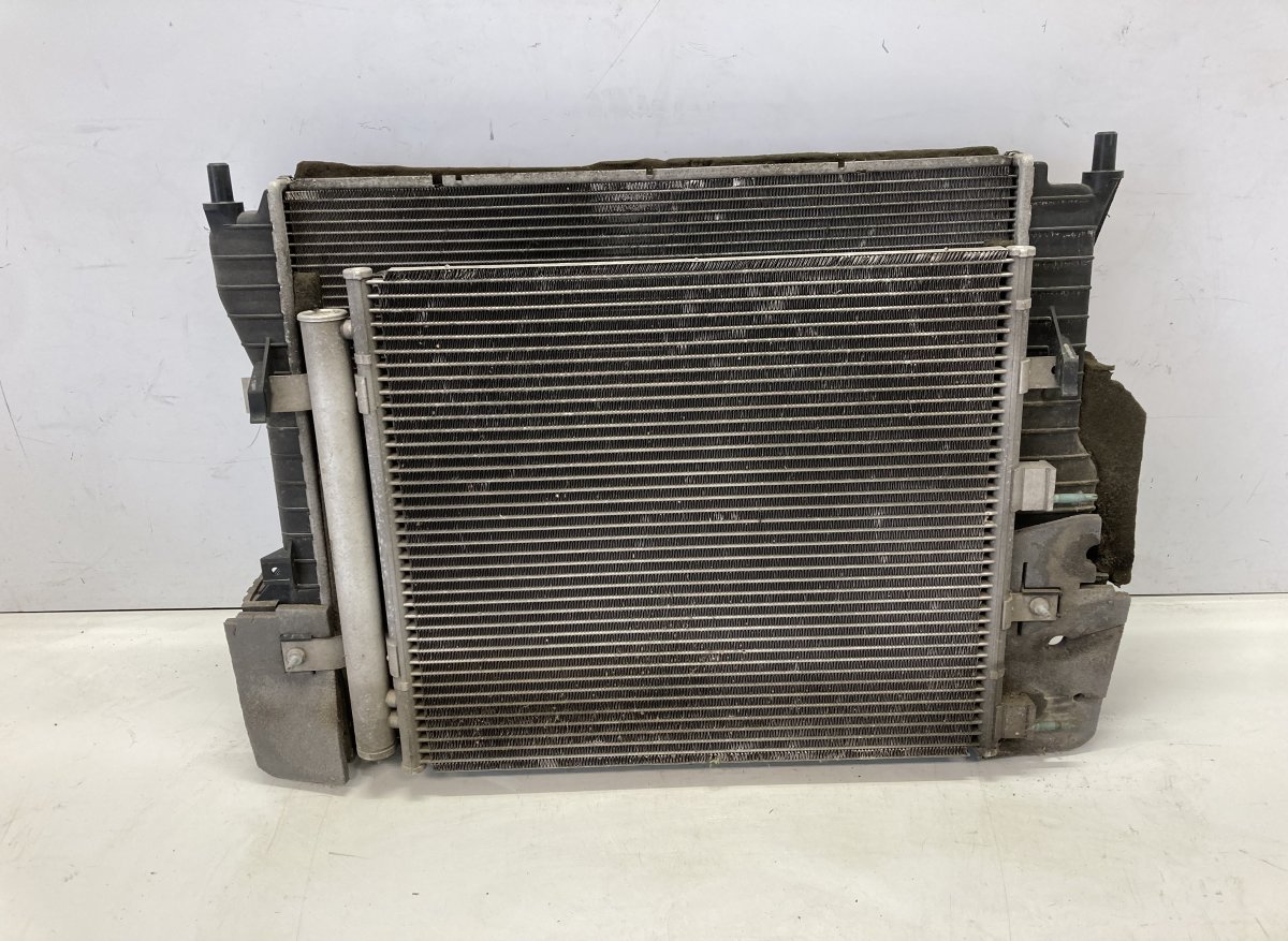 Jaguar XF Radiator set C2D26543 C2D26542 Radiator set JAGUAR XF (X250,...