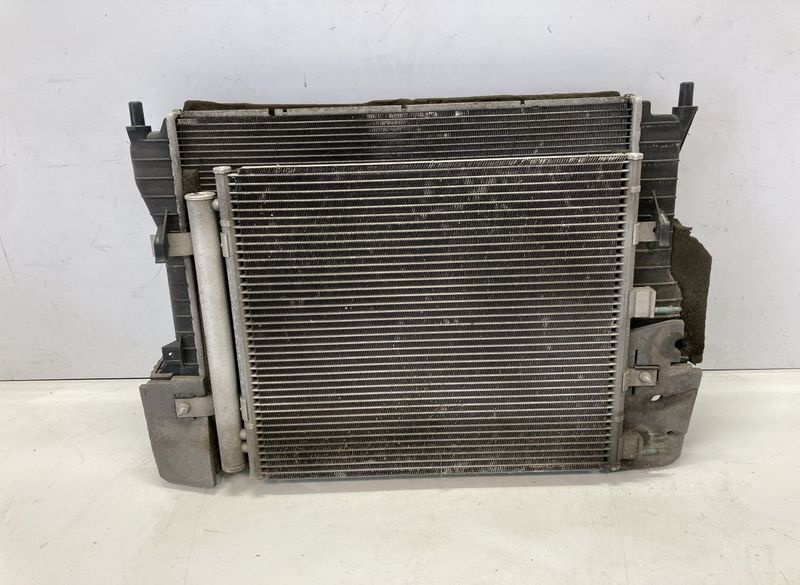 C2D26543 C2D26542 Radiator set JAGUAR XF (X250, CC9) (2008-2015)