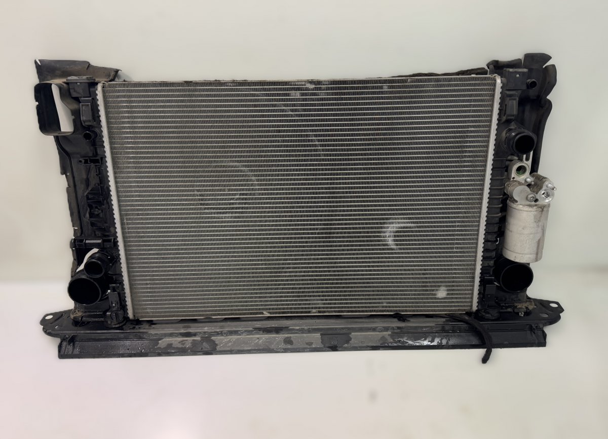 Volvo XC60 Radiator set 31368082 31332027 31474506 Radiator set VOLVO X...