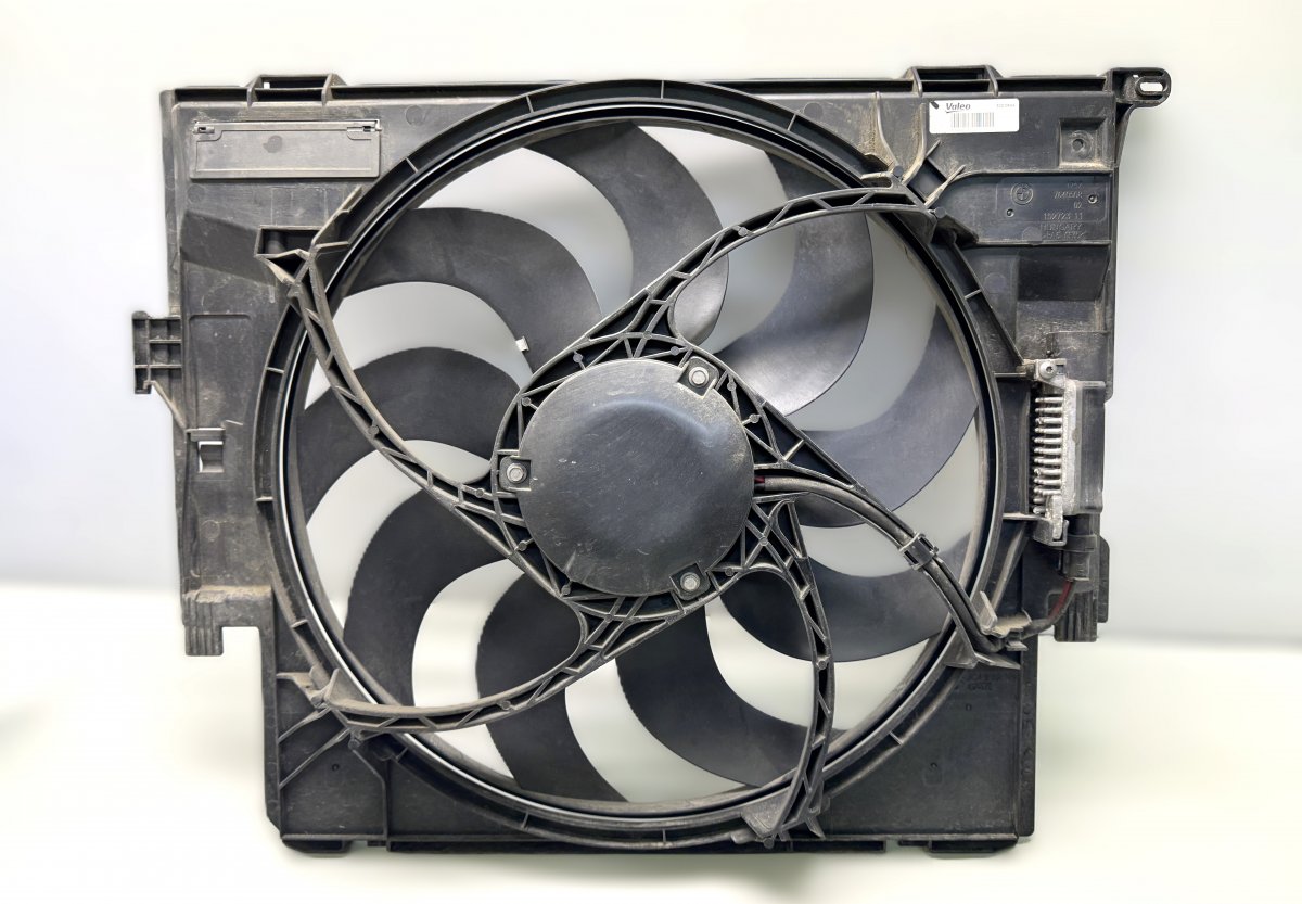 BMW 1 (E81 / E82 / E87 / E88) Radiator Fan Electric 17427640508 Radiator Fan Electric BMW 1 (F20, F...