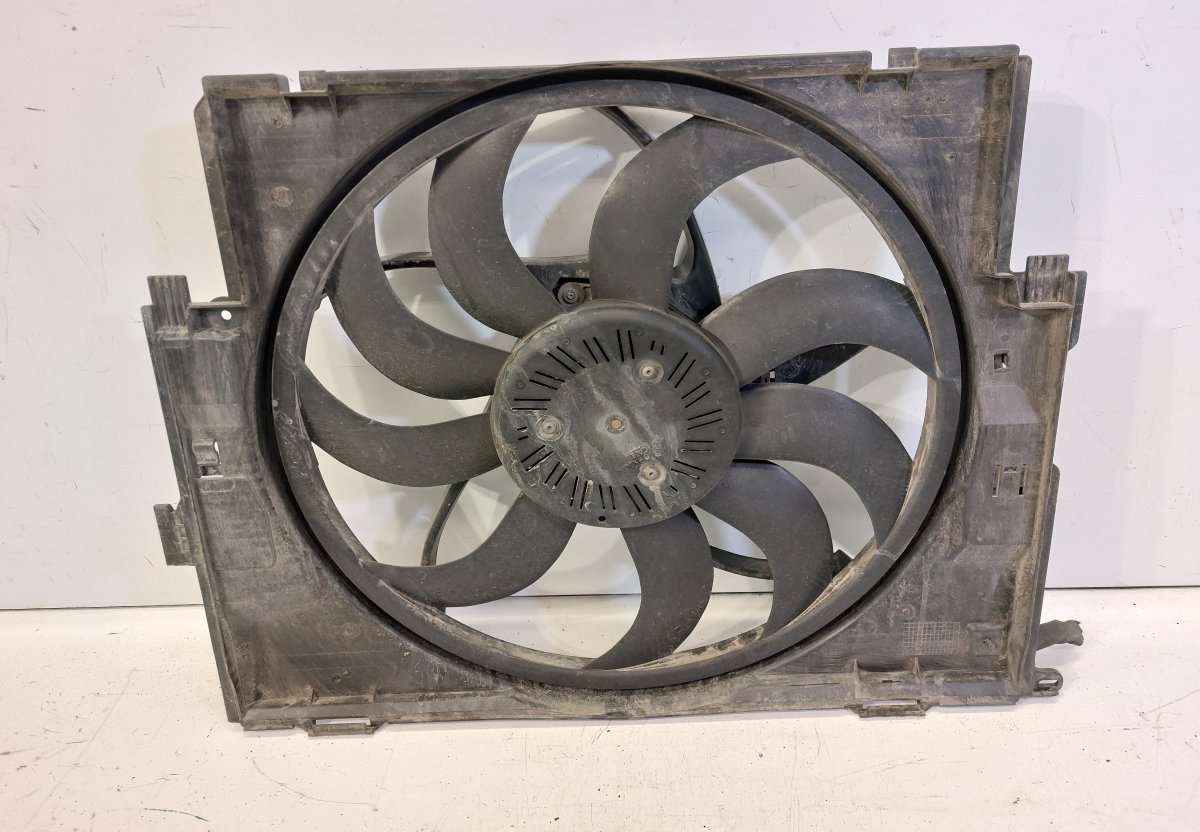 BMW 3 (E90 / E91 / E92 / E93) Electric Radiator Fan 7640509 7608407-04 Electric Radiator Fan BMW 3 ...