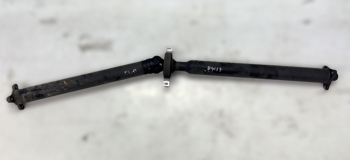 BMW 1 (E81 / E82 / E87 / E88) Complete Propeller Shaft 759838304 7598383 Complete Propeller Shaft BMW ...