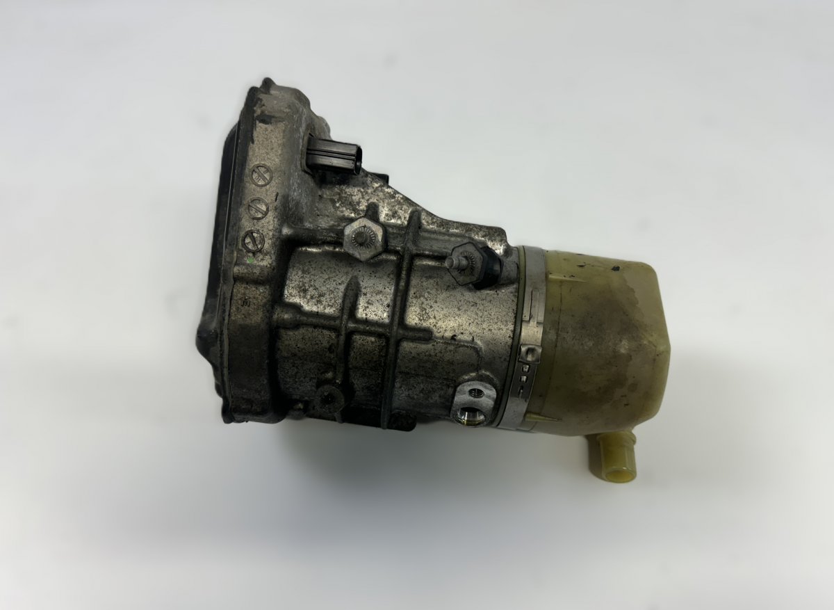 Volvo XC60 roolivõimendi pump 31387595 Power steering pump VOLVO XC60 I (2008...