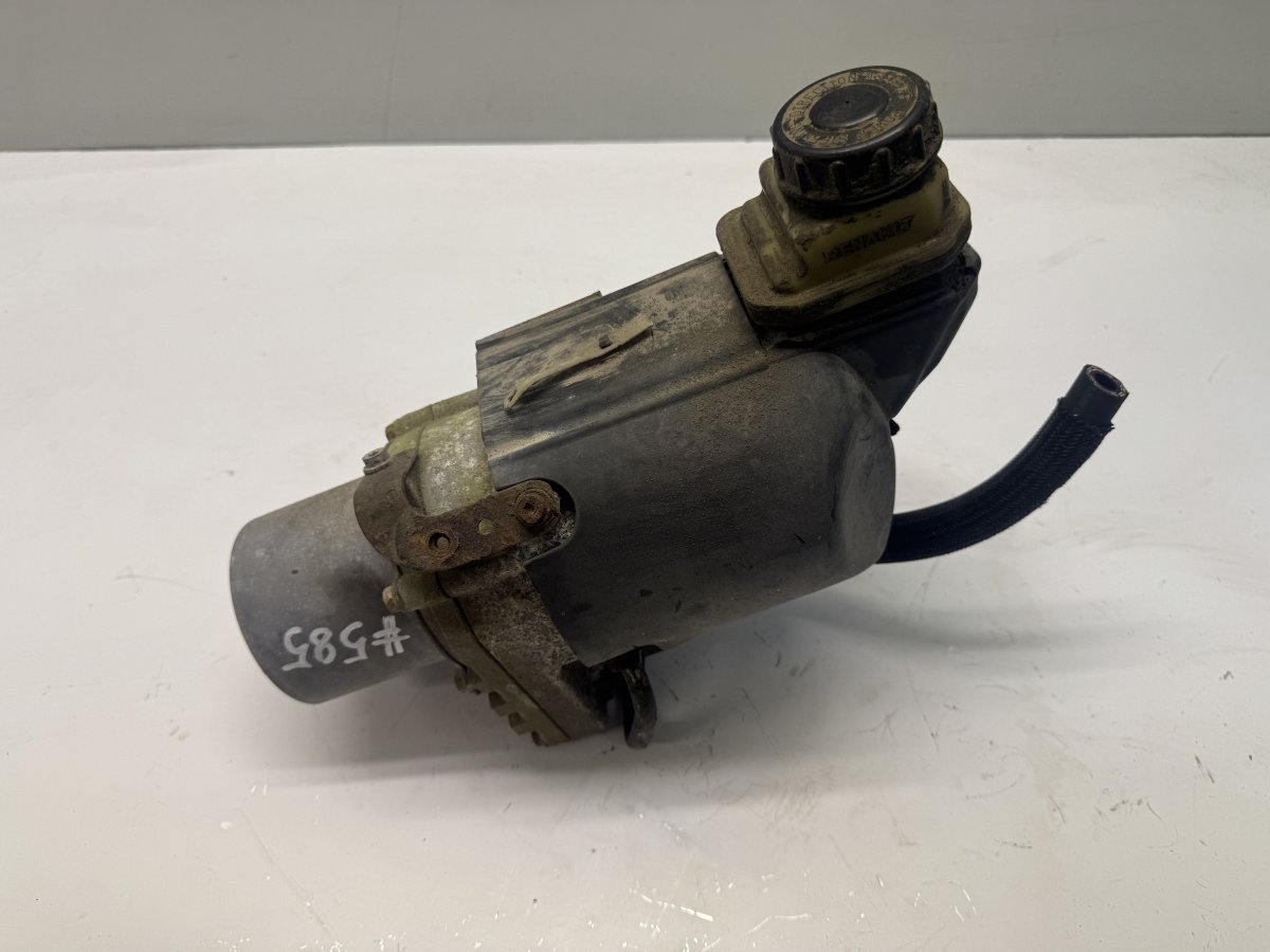 Renault Laguna power steering pump 491102118R Power steering pump RENAULT LAGUNA I...