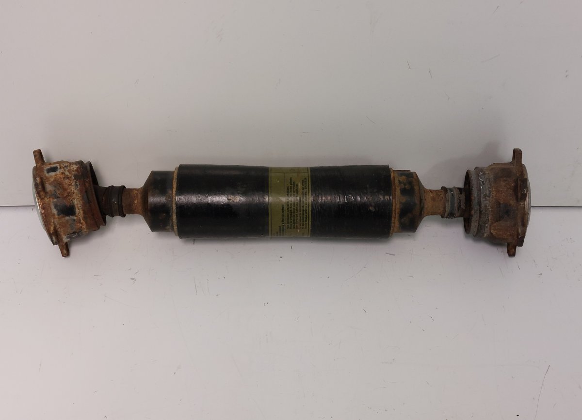 Mitsubishi Pajero Propeller Shaft Complete MR498388 Propeller Shaft Complete MITSUBISHI PA...