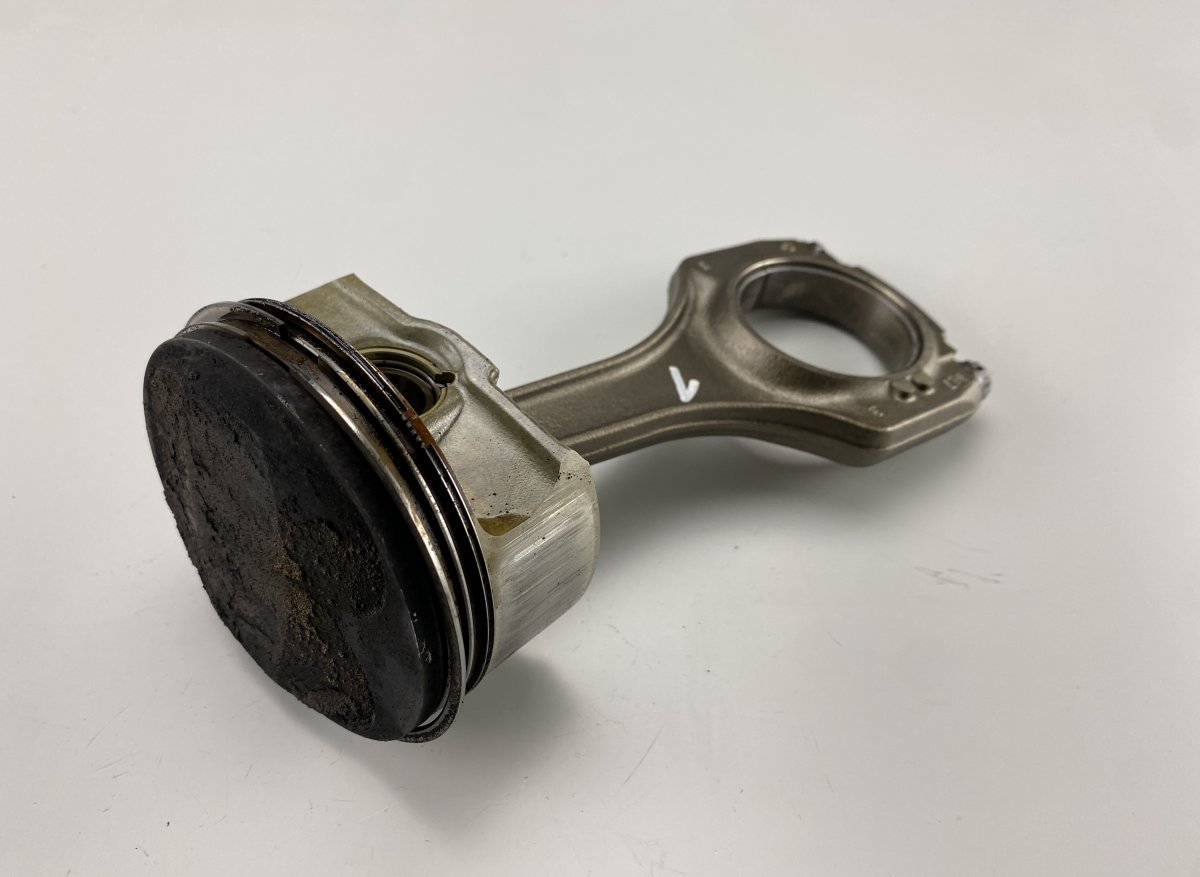 BMW 3 (E90 / E91 / E92 / E93) Piston 7838623 Piston BMW 3 (E90, E91, E92, E93) (2005...