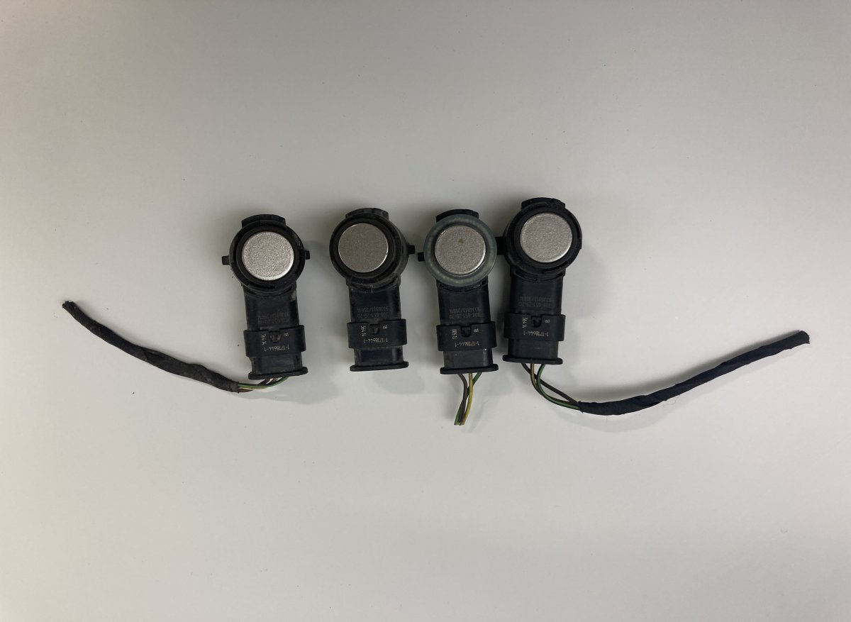 BMW 2 (F22 / F23) Rear parking sensor