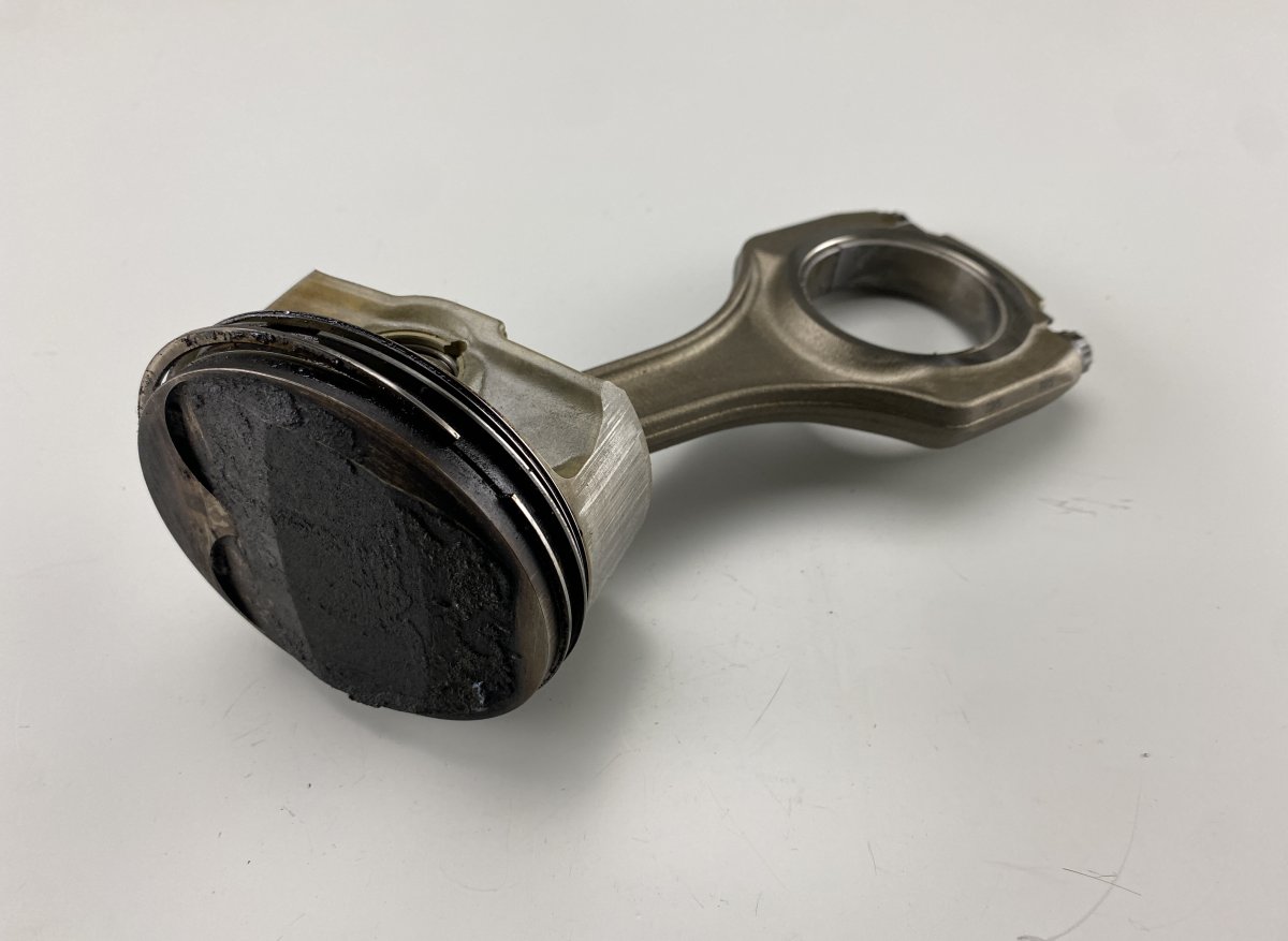 BMW 3 (E90 / E91 / E92 / E93) Piston 7838623 Piston BMW 3 (E90, E91, E92, E93) (2005...