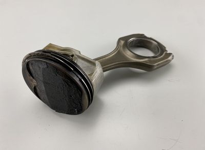 7838623 Piston BMW 3 (E90, E91, E92, E93) (2005-2011)