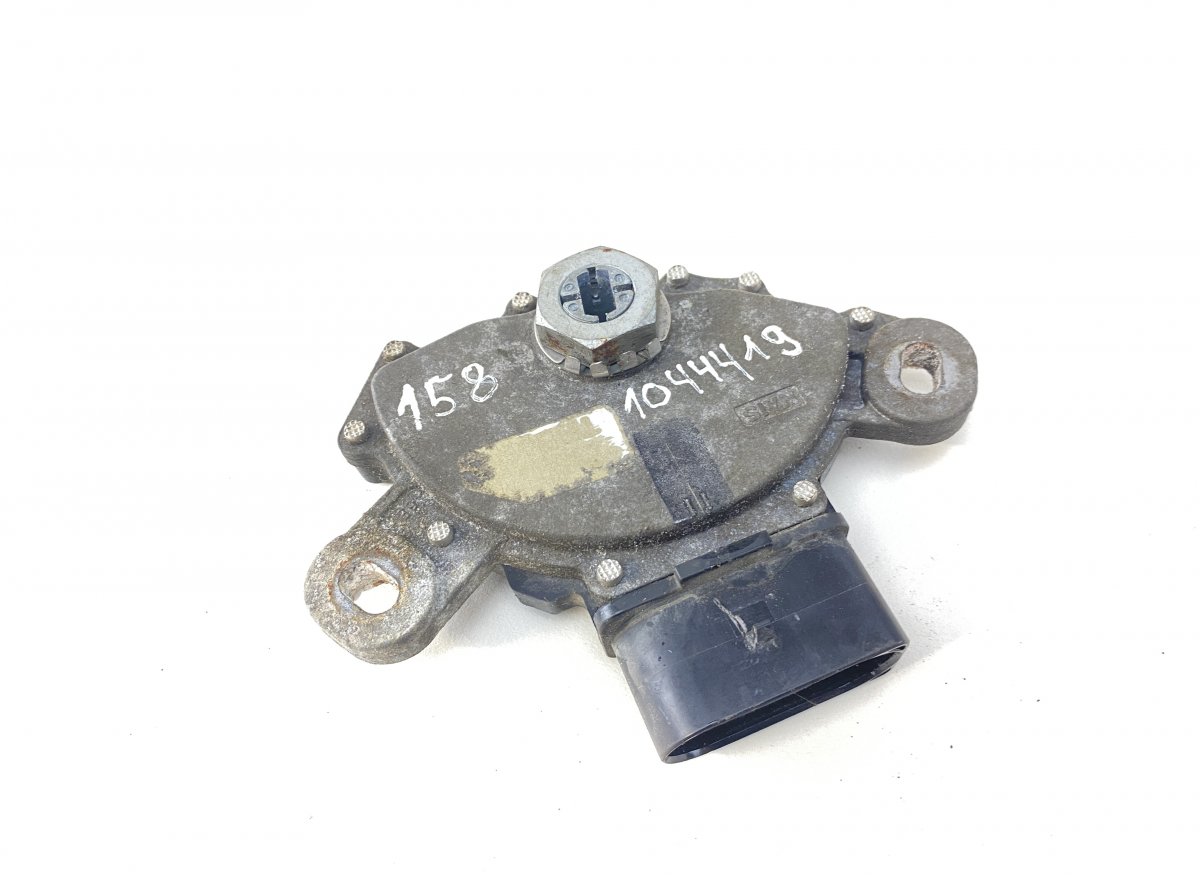 Porsche Cayenne Multi-function switch for automatic transmission 845402428 84540-2428 Multi-function switch for ...
