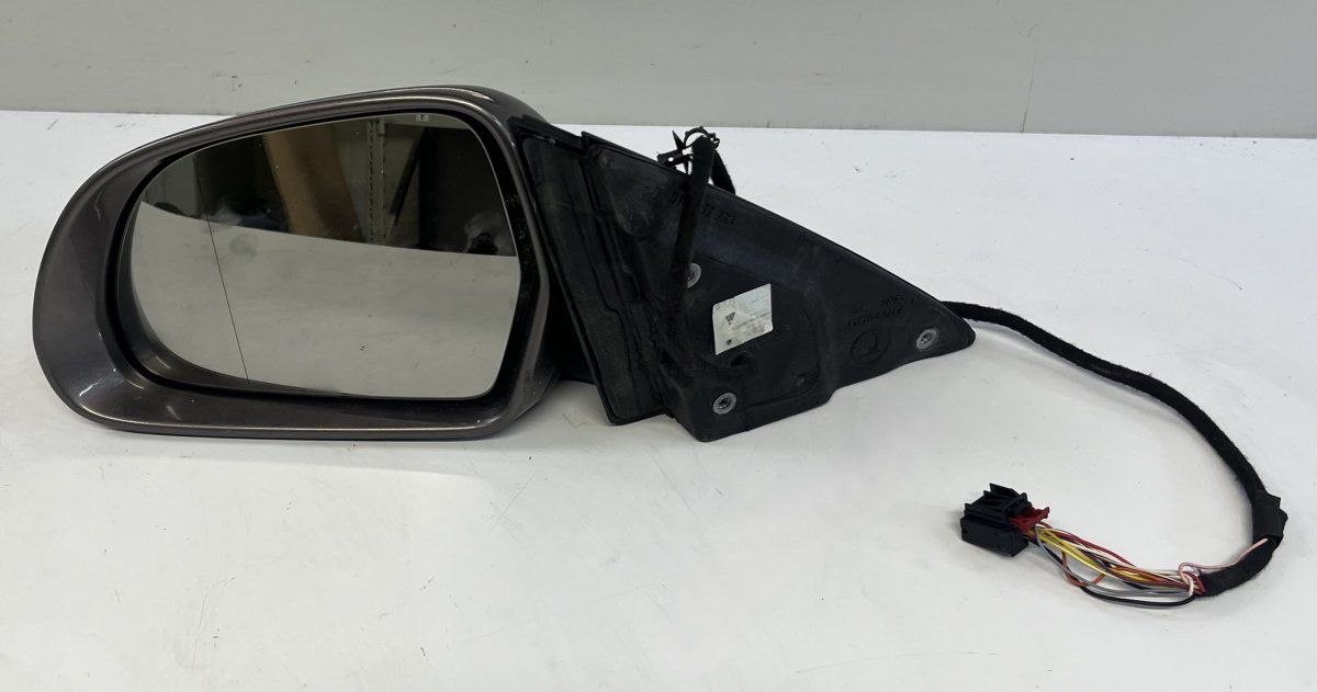 Skoda Superb (3T) Left mirror E1020989 A046767 Left mirror SKODA SUPERB II (3...