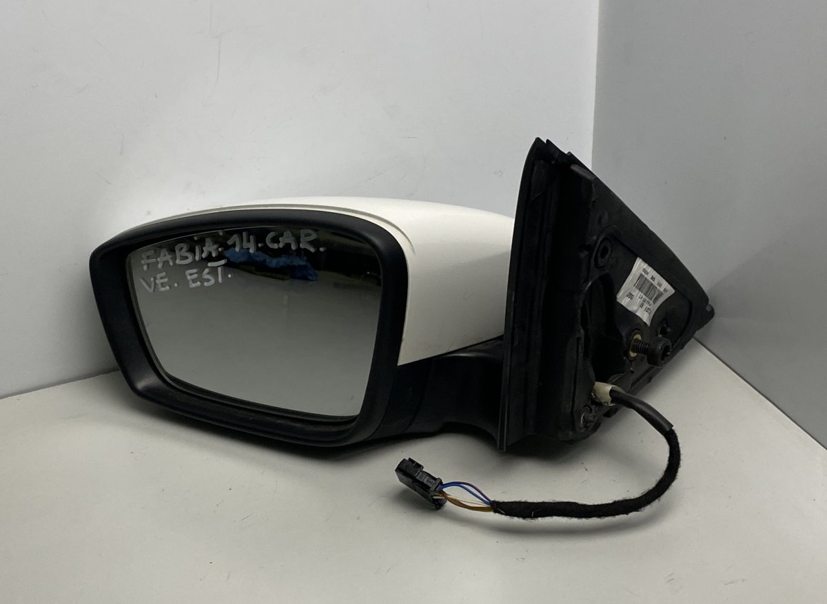 Skoda Fabia Left mirror P6V1857407 Left mirror SKODA FABIA III (NJ3) (2...