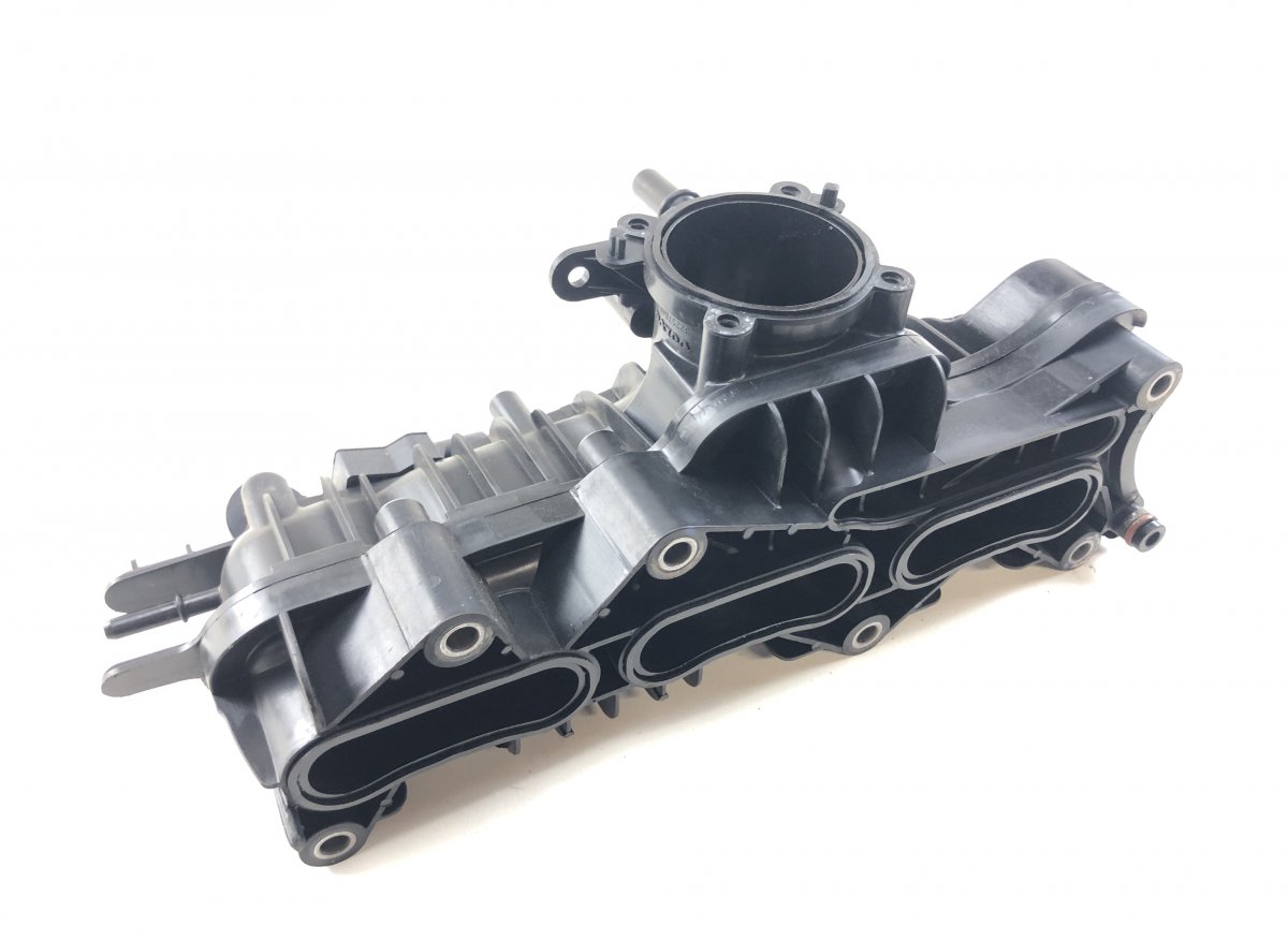 Volvo XC40 / EX40 sisselaskekollektor 32257849 Intake Manifold VOLVO XC40 / EX40 / EC...
