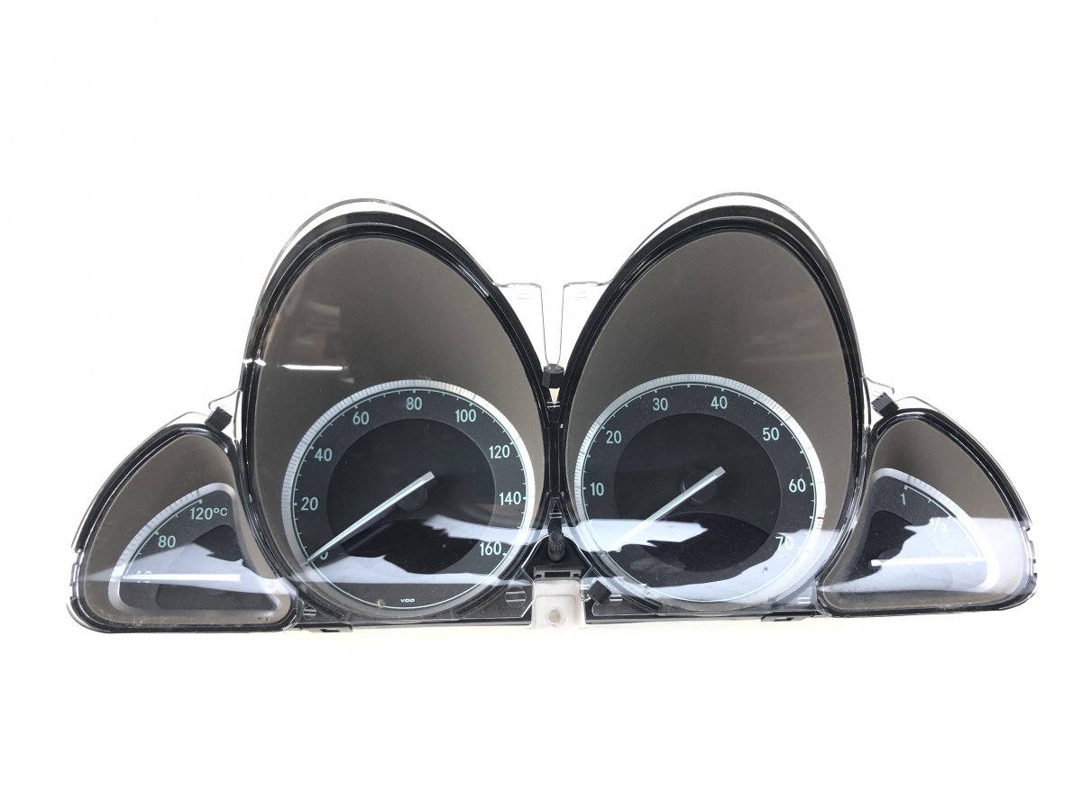 Mercedes-Benz A (W169) instrument cluster 110080091180 110.080.091/180 Instrument Cluster...