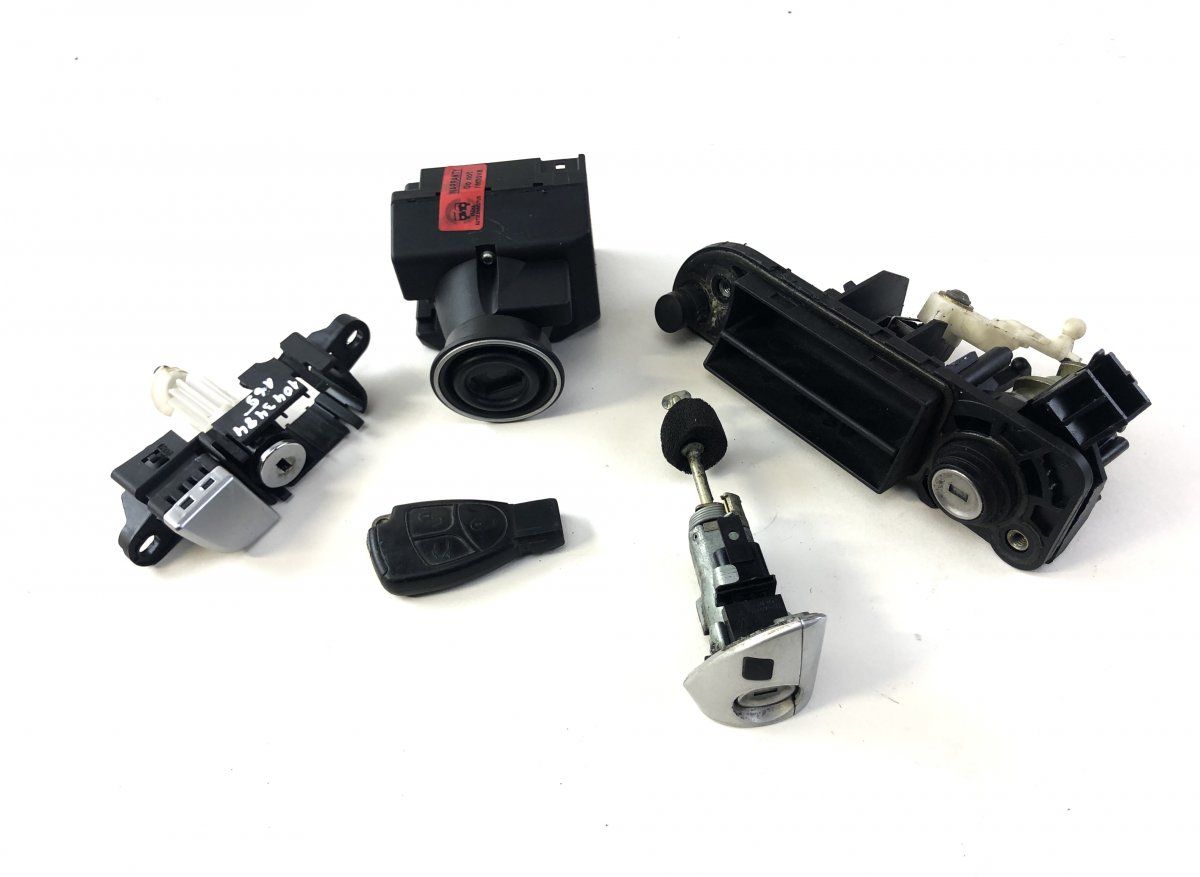 A2305452308 Ignition switch lock (ignition barrel) MERCEDES-BENZ SL-CLASS (R230) (2001-2012)
