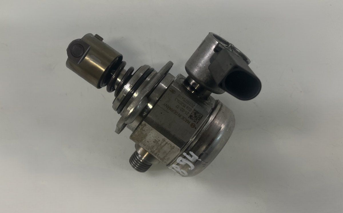 0261520143 High pressure pump, petrol BMW X6 (E71, E72) (2008-2014)