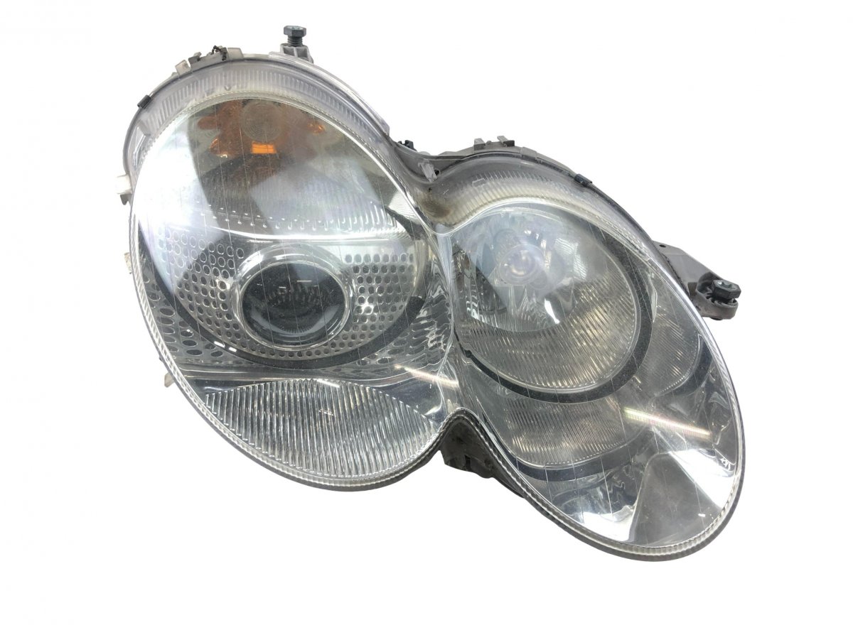 Mercedes-Benz A (W169) Right headlight 0301176476 Right headlight MERCEDES-BENZ SL-CLA...